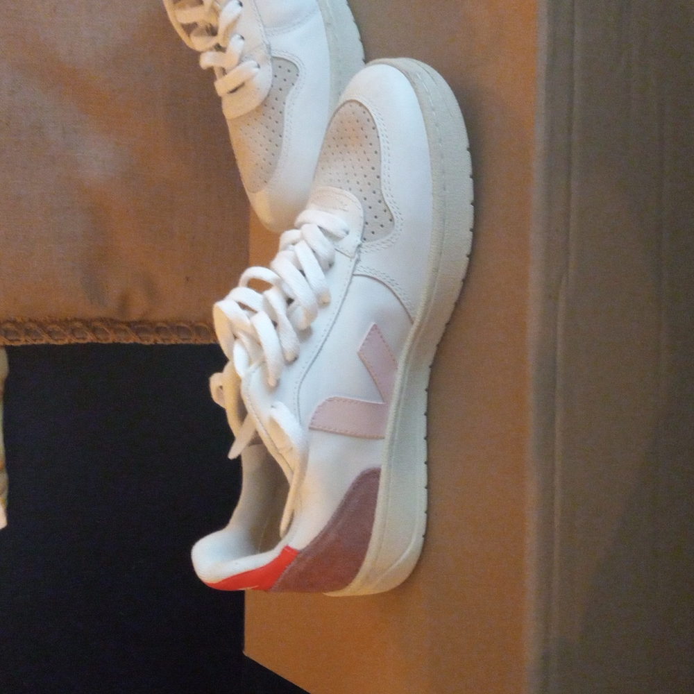 Veja Sneakers